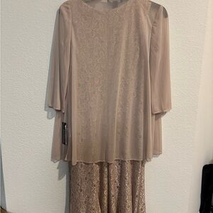 Elegant Beige Lace Dress